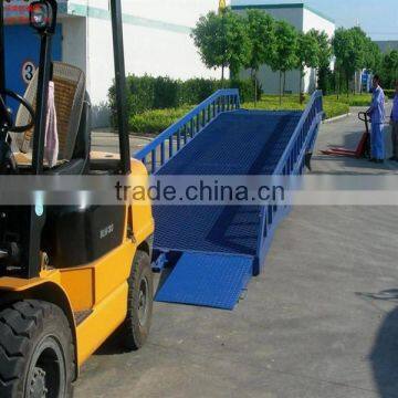 Mobile dock ramp, loading dock ramp, hydraulic mobile yard ramp for sale