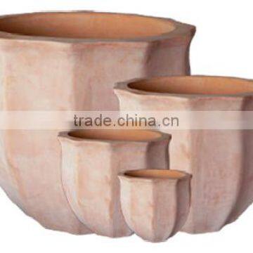 Unglazed - Clay terracotta pots with the beautiful style for your dreaming garden