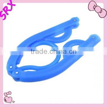 Custom Design Portable Folding Plastic Clothing Coat Short Shirt Pants Clothes Hanger Travel Foldable Hanger photo-5