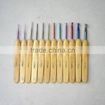 Multicolor Bamboo Handle crochet hooks