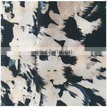 rayon poplin fabric in digital printing for fashion garments