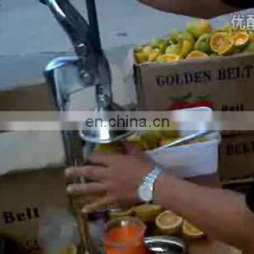 Small model easy operation fresh orange juice extractor for home use