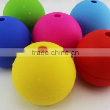 Easy Pop out Round Shaped spherical ice molds