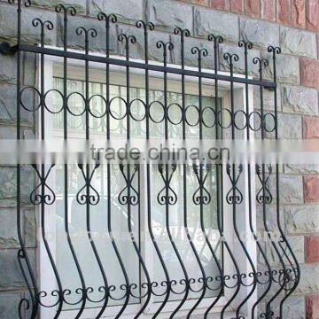 2013 Top-selling modern iron window fence