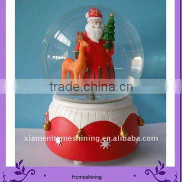 Resin Craft Christmas Snow Globe for Decoration