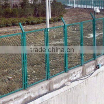 Pvc Coated Expanded Metal Fence