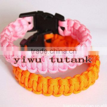 Plastic Survival paracord bracelet with Whistle