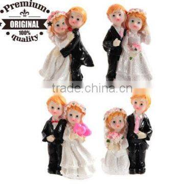 polyresin wedding gift bride and groom figurine