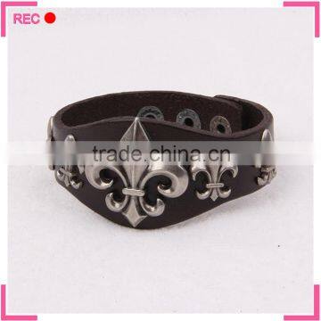 Wholesale leather engravable bracelets adjustable length, bracelets and bangles for big wrist