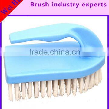 easy hold plastic floor cleaning brush