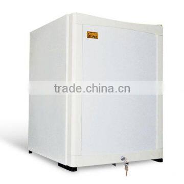 GRT - XC32 32L Hotel and Home Use Minibar Refrigerator With Solid Door photo-4