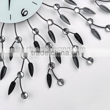Metal Wall Digital Clock With Crystal and Leaf photo-2