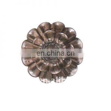 China Decorative Cast Iron Flowers Manufacture