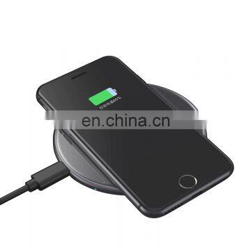 Fast Charging Speed Wireless Charger Long Transmission Distance Wireless Charging Station with Type-C Port