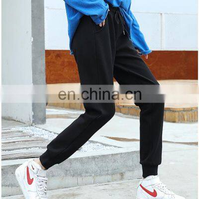 Оптовая продажа индивидуально изготовленных женских повседневных спортивных йоговых штанов, штанов для бегания, широких штанов-шалава большого размера в модном стиле photo-3