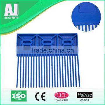 Abrasion resistant conveyor plastic comb plate board