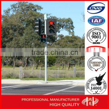 Hot Sale 15M Powder Coated Traffic Signal Light Pole for Road photo-2