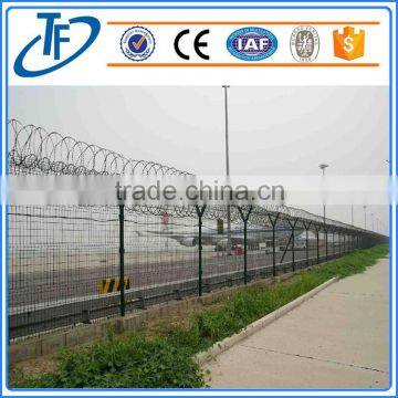 Manufacturer Direct Sale Best Quality Stainless Razor Wire Mesh photo-2
