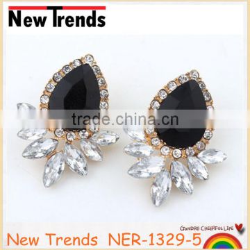 New trendy fashion resin earring stud hot sale