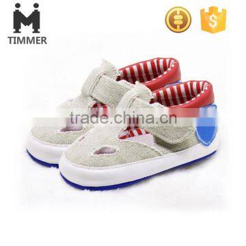 Hottest design 2016 new gray wings Of an angel baby shoes made in China