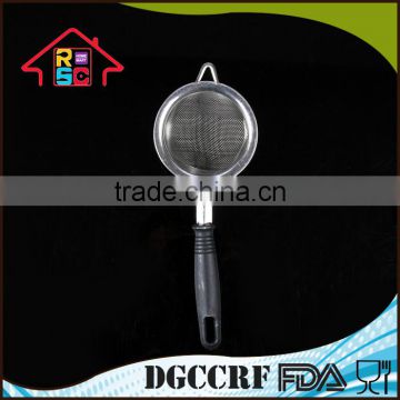 Strict Quality Checked Stainless Steel Mesh Net Colander Spoon With Long Handle