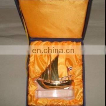 High Quality Model Container Ship With The Best K9 Crystal Base Ship Model For Home Decoration