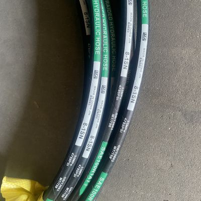 High-pressure oil hose, working pressure 215 bar, burst pressure 860 bar, GB/T3683, φ8-1SN, one piece, length 20 meters