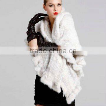 QD11623 Mink Fur Cape with Hood