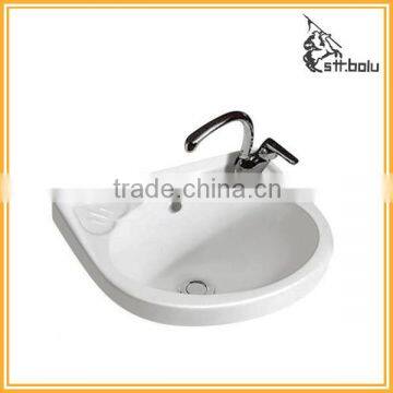 Ceramic face wash basin