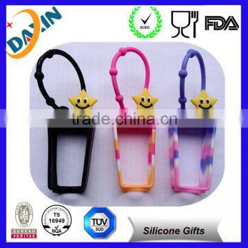 2015 New design 29ml silicone hand sanitizer holders with bottle