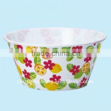 Plastic salad bowl