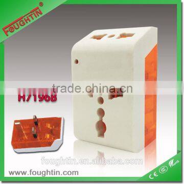13A multi socket adaptor world travel socket