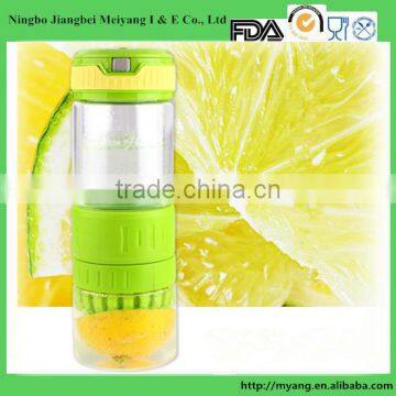 Lemon juicer glass bottle/Transparent Fruit Juicer glass Lemon Bottle /subzero glass water bottle