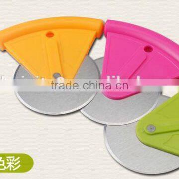 CY134 Stainless Steel Pizza Cutter With Handle Pizza Knife photo-4