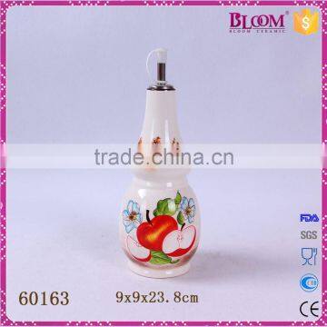 Fashion modern decals desgin ceramic sauce bottle