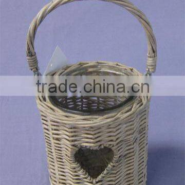 wicker candlestick holder heart shape