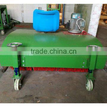 2017 Artificial Lawn Comber machine in China