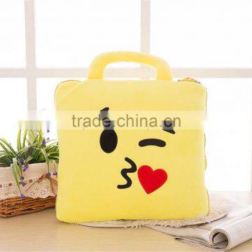 2016 Hot Wholesale Travel Cushions Home Decor Emoji Neck Pillow photo-2
