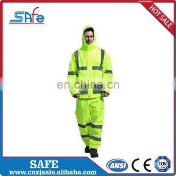 Portable reflective raincoat with pockets for biking