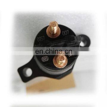 Genuine Fuel Injection Common Rail Fuel Injector 0445120007