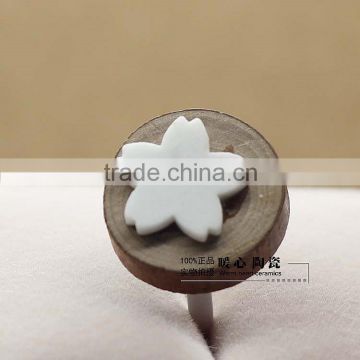 Popular product factory wholesale OEM design couple ceramic ring jewellery with good price