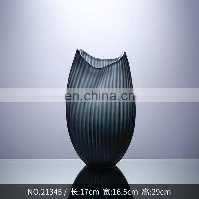 Wholesale Newest Fashion Modern Wedding Table Glass Vase For Flowers Terrarium Plants Handmade Decor photo-4