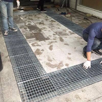 Heavy-Duty Stainless Steel Grating for Inspection Stairs and Walkways photo-4