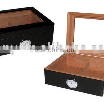 Wooden Cigar Boxes and Humidors Crafts