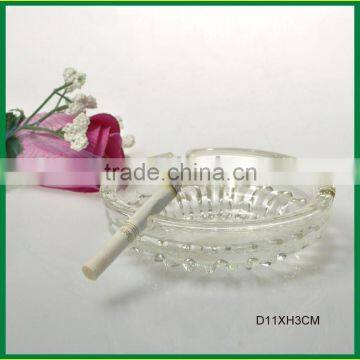 round clear glass ashtray