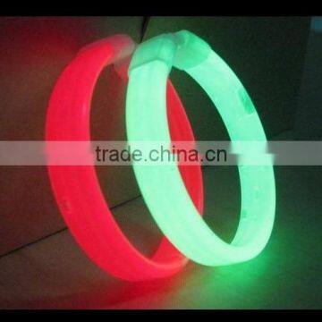 Wholesale fashion design glowing bangles,glow bracelet