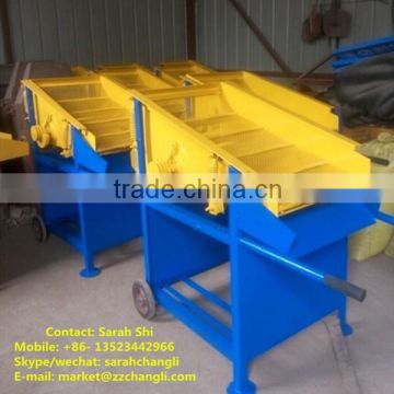 Good helper of Construction Industrial!! Small Mobile Electric Sand Vibrating Screen for Sale