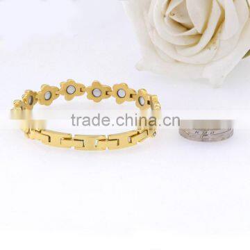 Unique qute animal shape with mgnetic new gold bracelet designs