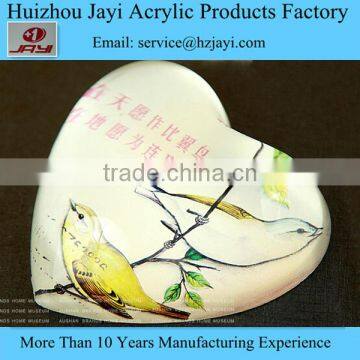 China Manufacturer Wholesale Handmade Acrylic Wedding Souvenir Items photo-3