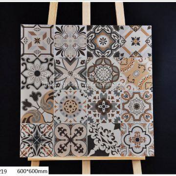 Light Beige 600x600mm Non Slip Patterned Floor Tiles